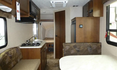 Rent trailer Denver Jayco 17C seating